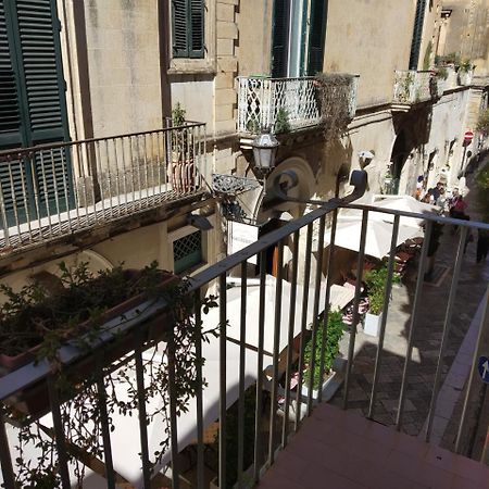 Dimora "I Santi Patroni" Aparthotel Lecce Luaran gambar