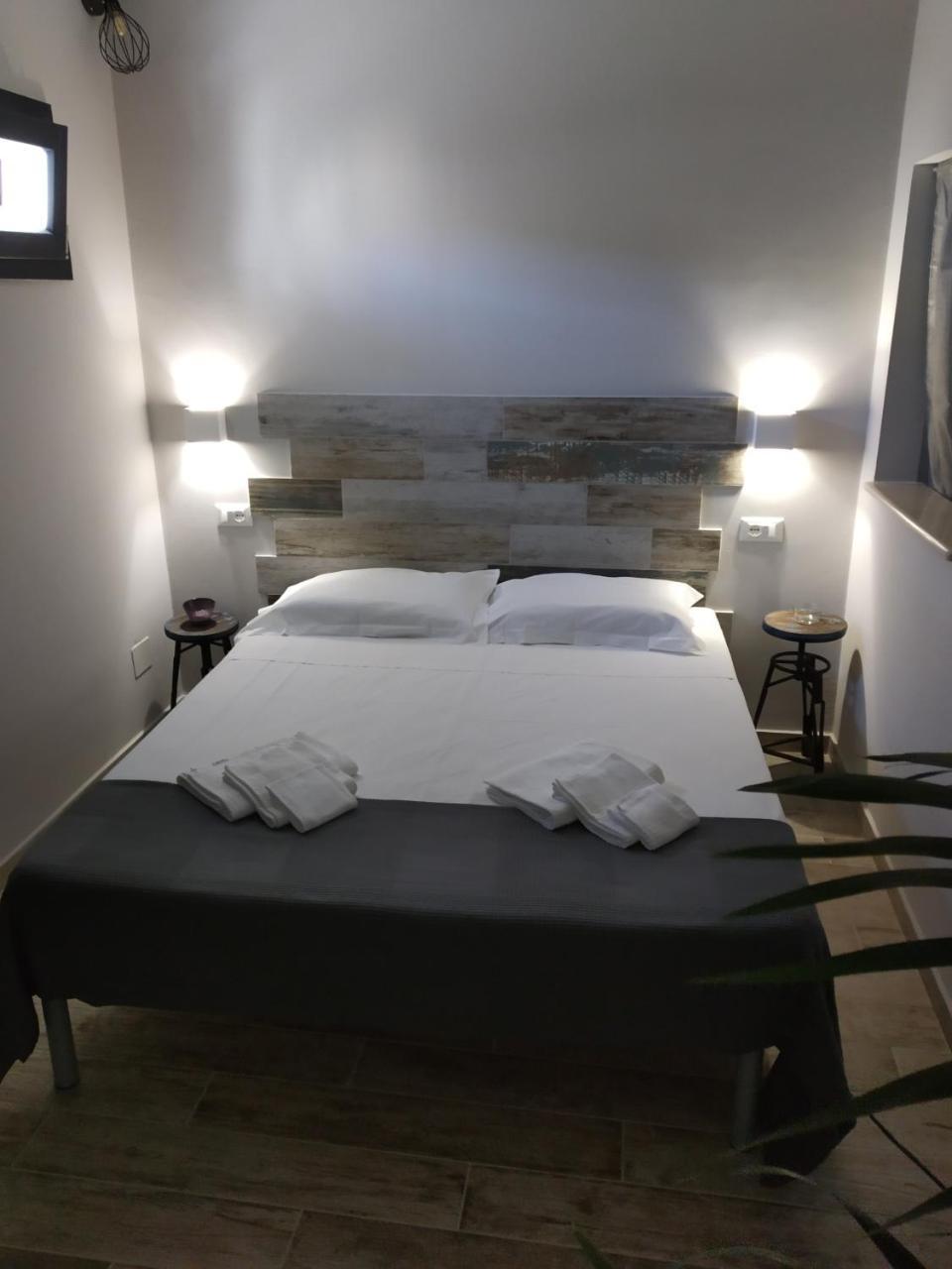 Dimora "I Santi Patroni" Aparthotel Lecce Luaran gambar