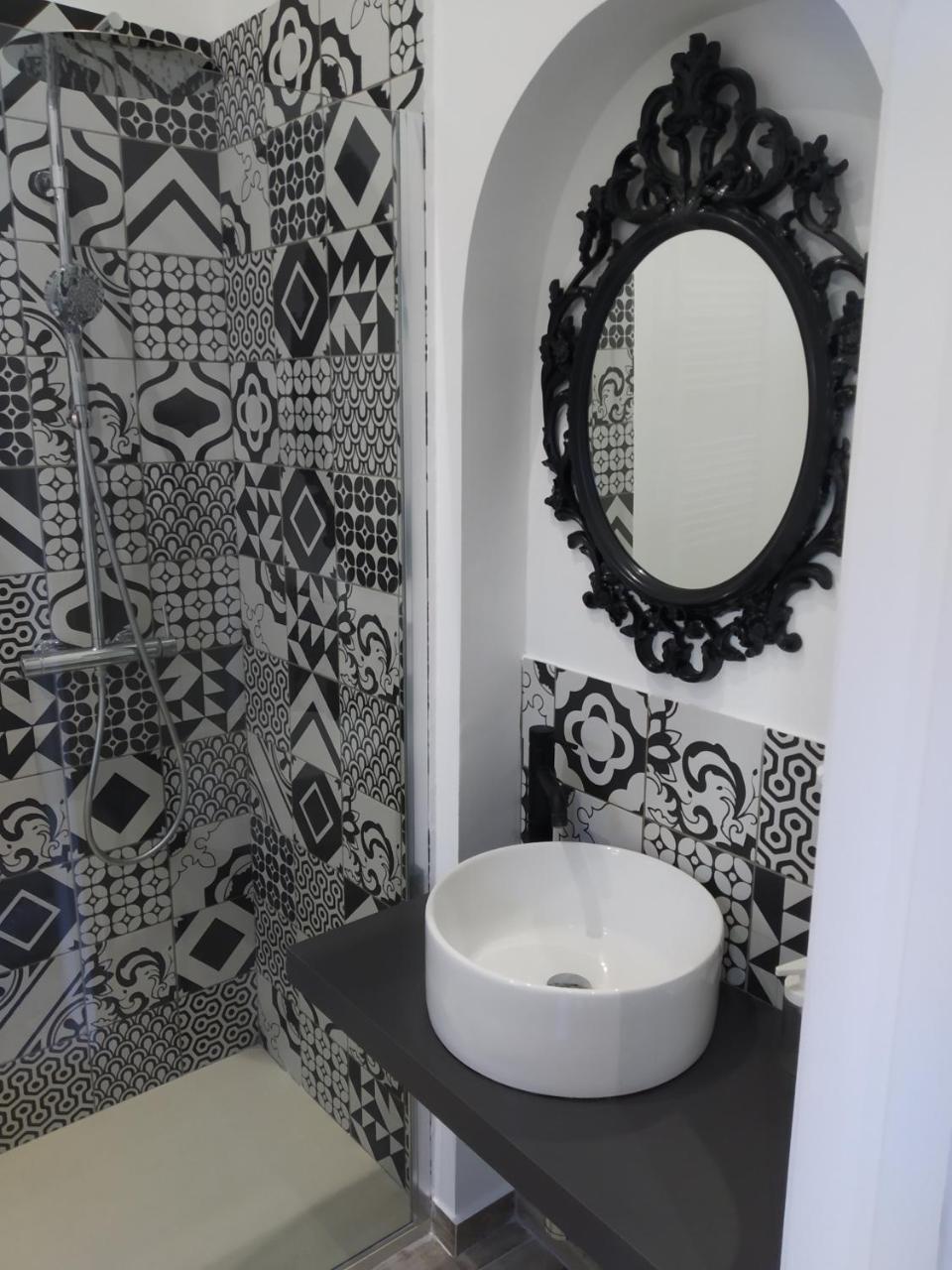 Dimora "I Santi Patroni" Aparthotel Lecce Luaran gambar