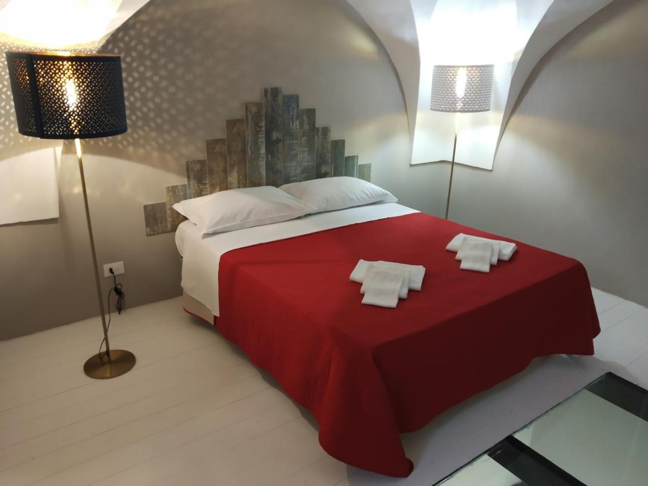 Dimora "I Santi Patroni" Aparthotel Lecce Luaran gambar
