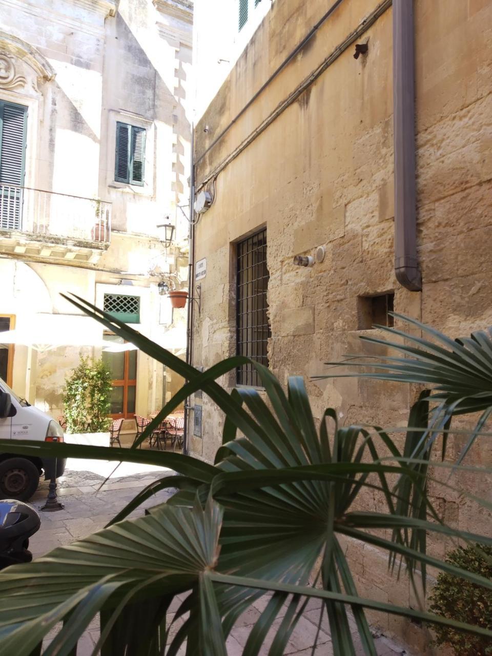Dimora "I Santi Patroni" Aparthotel Lecce Luaran gambar